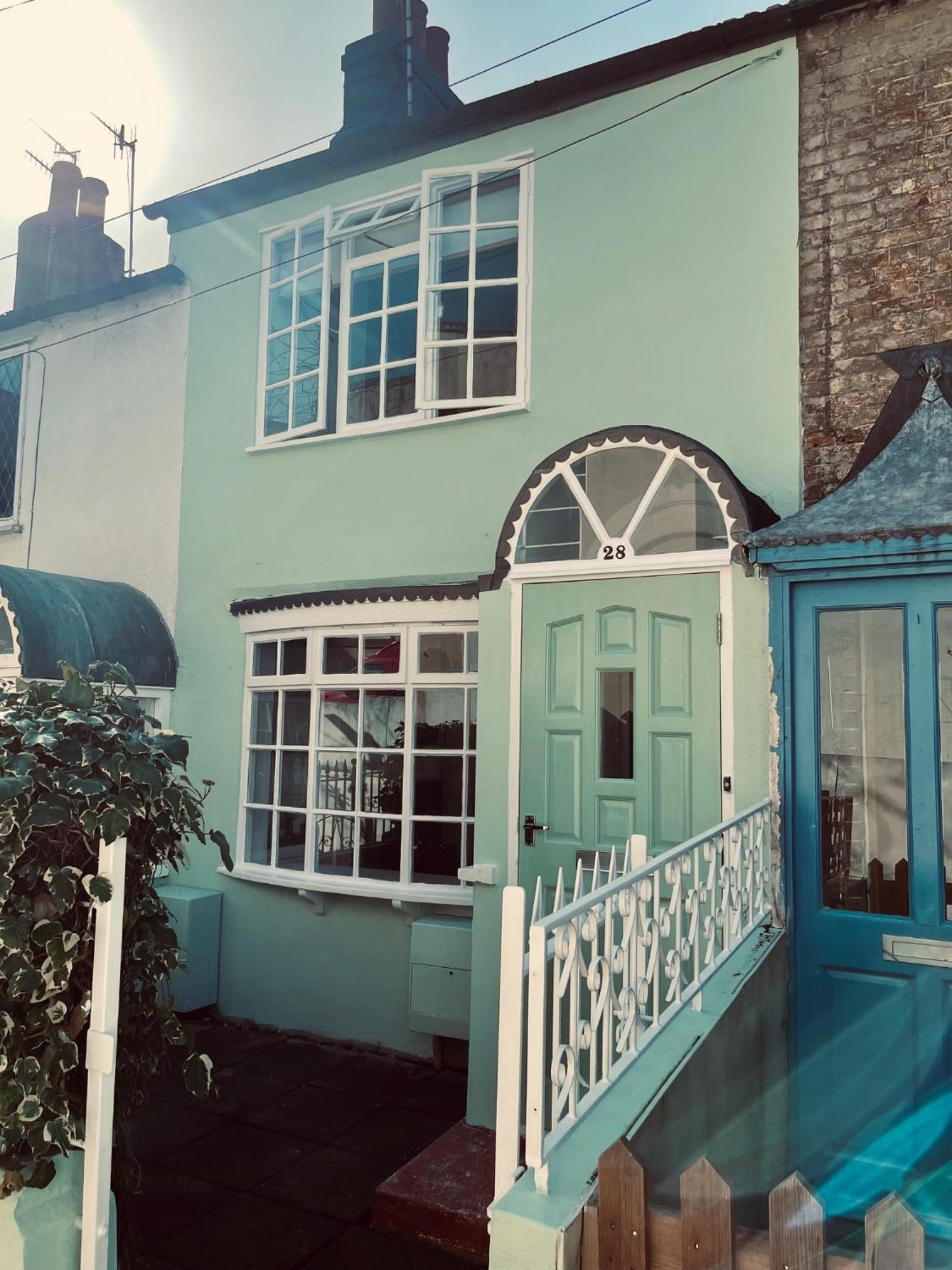 North Laine Sunny Cottage - Parking Available Hove Exterior foto