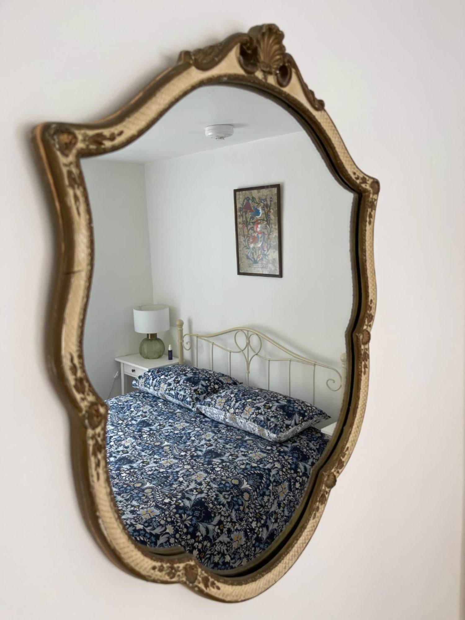 North Laine Sunny Cottage - Parking Available Hove Exterior foto