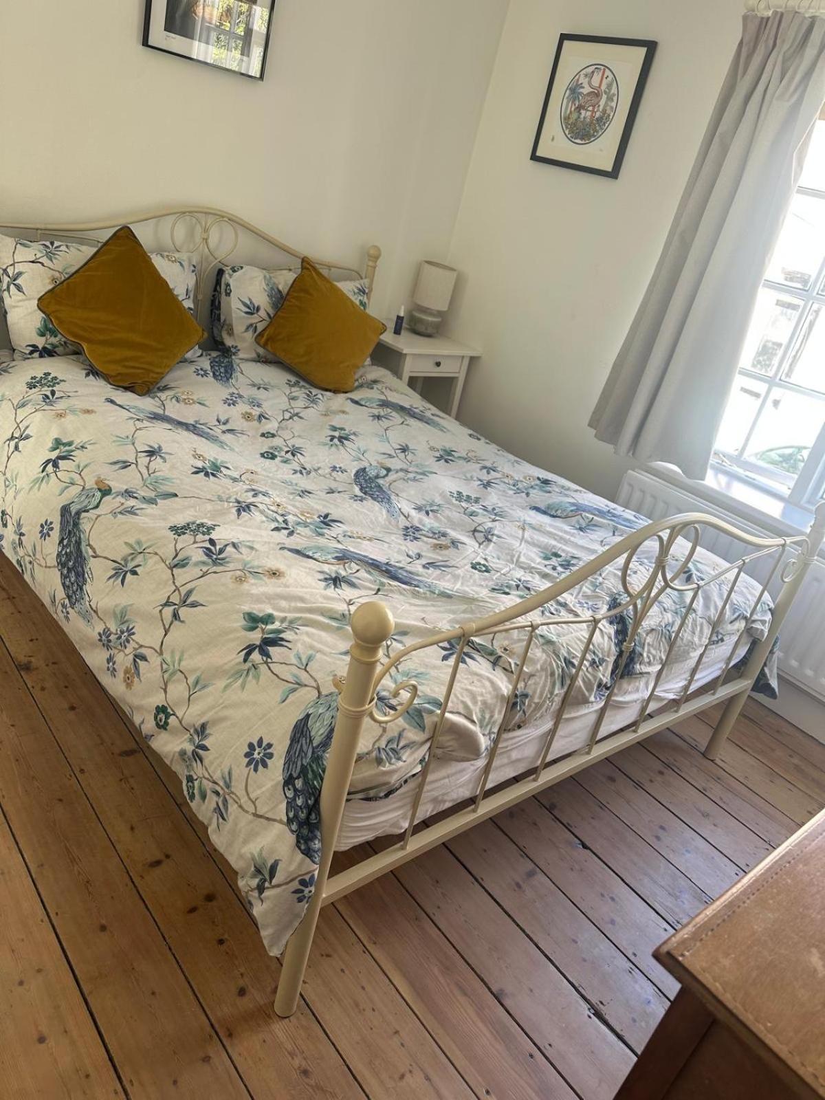 North Laine Sunny Cottage - Parking Available Hove Exterior foto