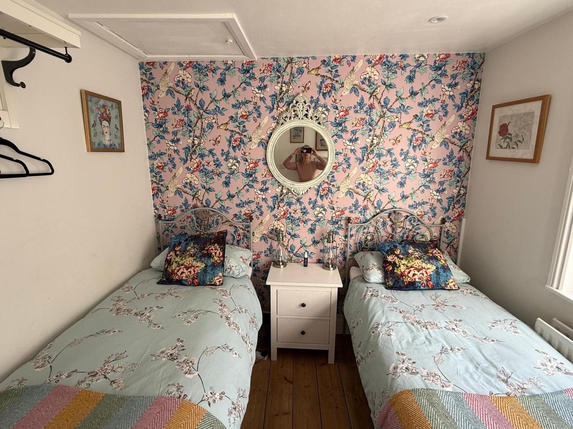 North Laine Sunny Cottage - Parking Available Hove Exterior foto